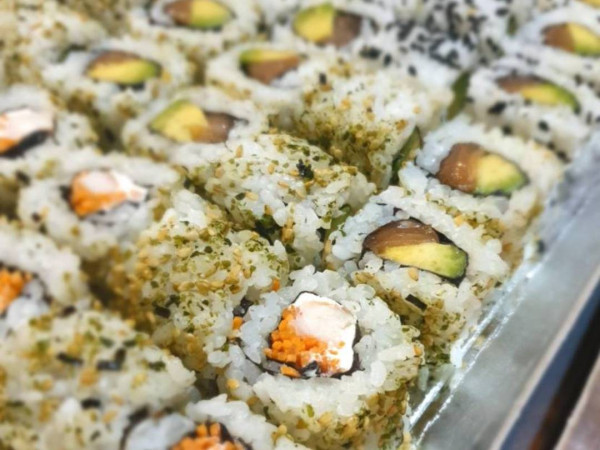 Traiteur pour un baptême ou une communion avec un repas traditionne  